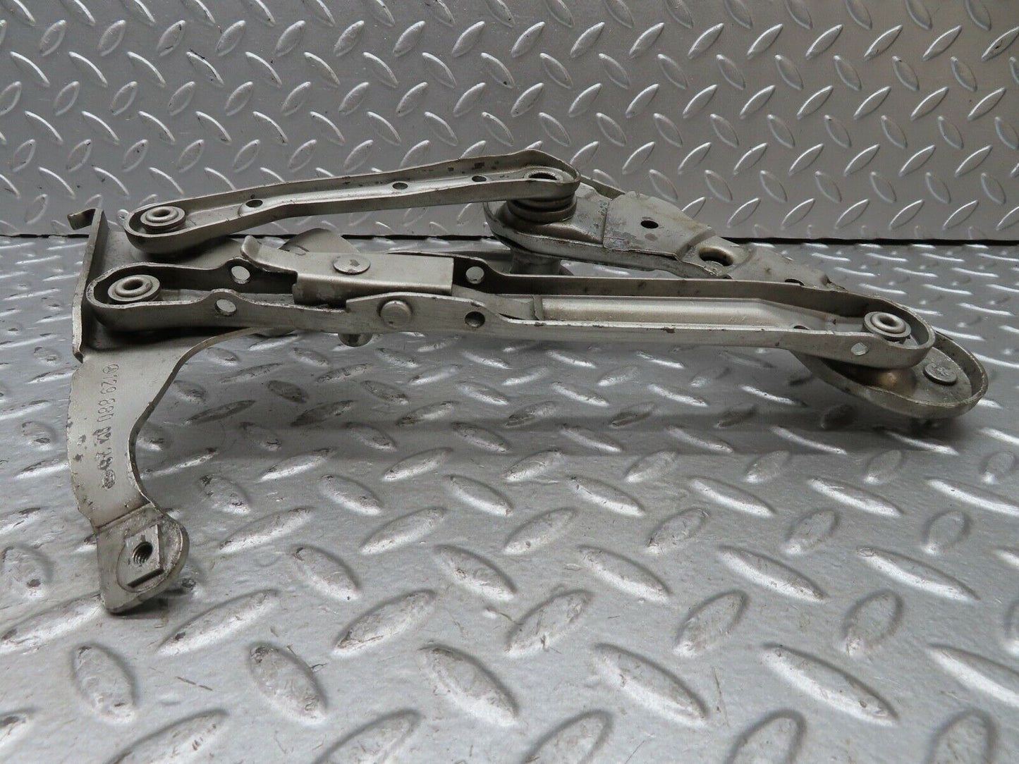 19478 Mercedes-Benz C140 CL420 Coupe Bonnet Hinge Right Side 1298800228
