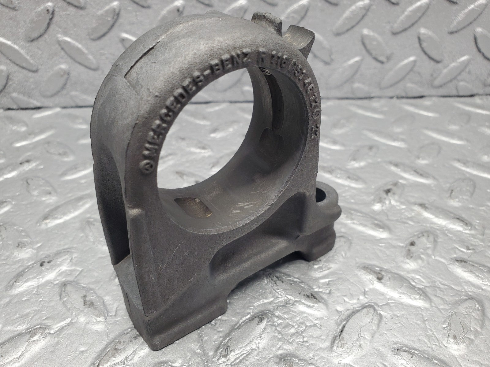 W126 Coupe camshaft tower bearing used OEM