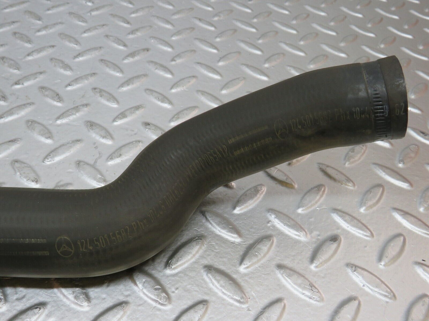 26419 Mercedes-Benz C124 220CE Radiator Hose Pipe Pair 1245015582 1245015682
