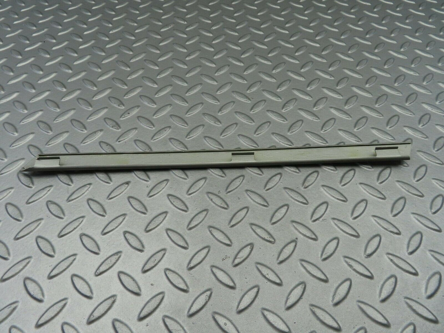 6913 Mercedes-Benz C107 350SLC Coupe Exterior Rear Quarter Window Cover Right