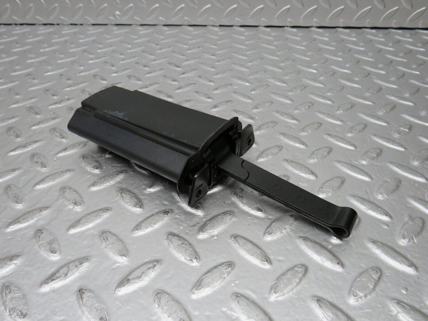 31530 Mercedes-Benz S124 220TE Wagon Door Safety Check Strap