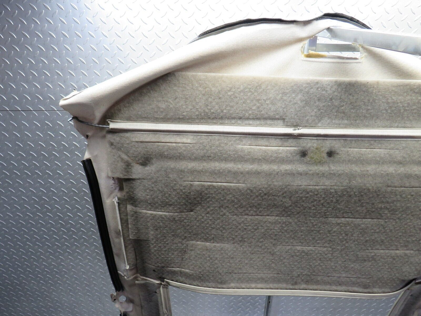 39063 Mercedes-Benz W201 190E Roof Headlining Beige