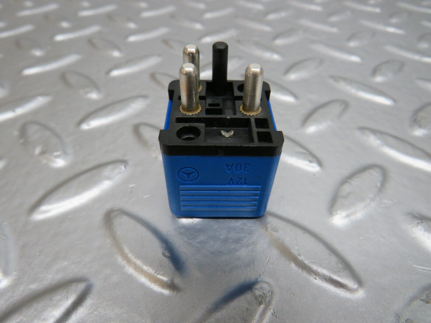 24682 Mercedes-Benz W140 S320 Multi Purpose Relay 0015429919