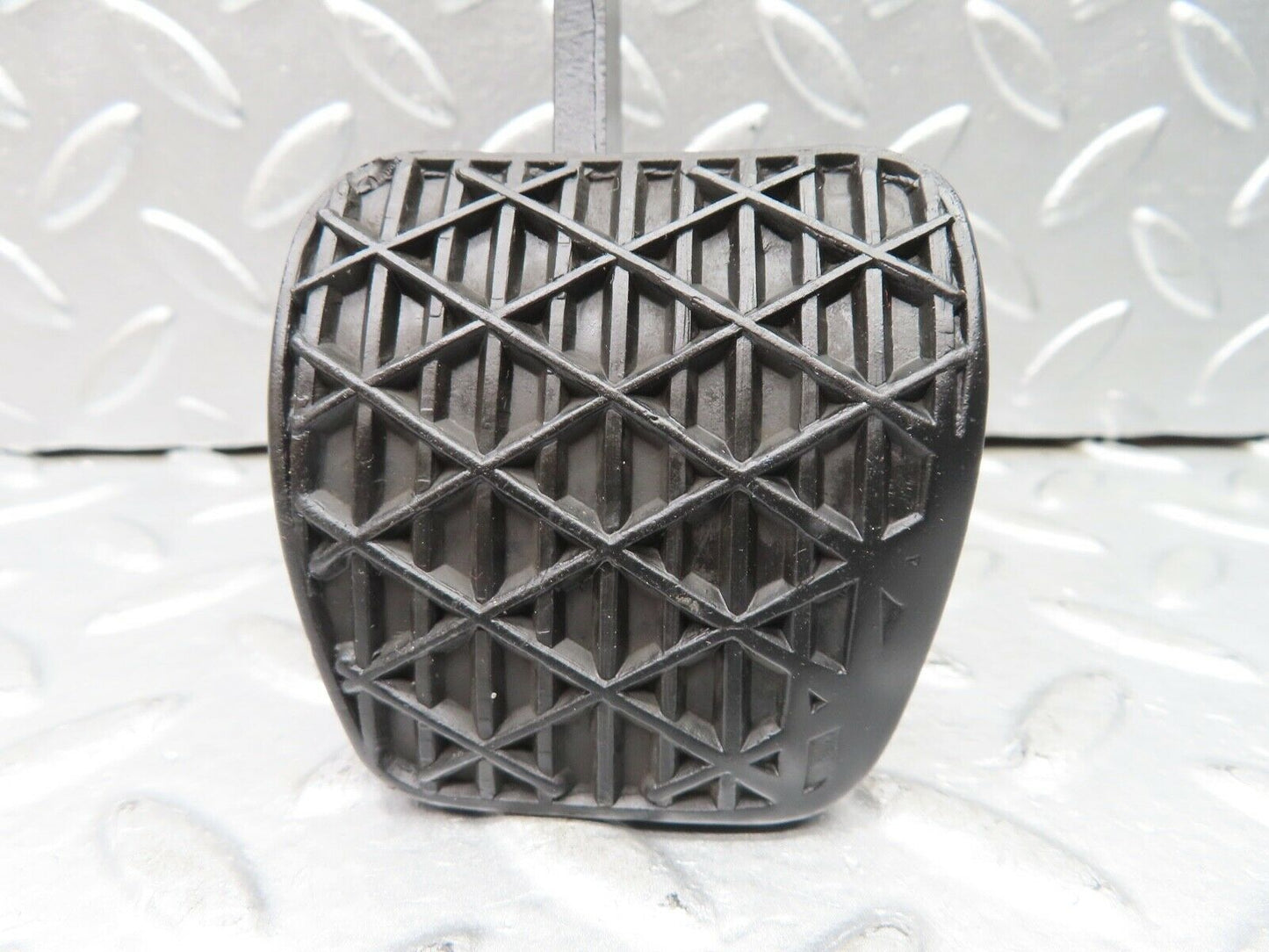 20871 Mercedes-Benz W114 250CE Coupe Brake Pedal With Rubber 1102910182