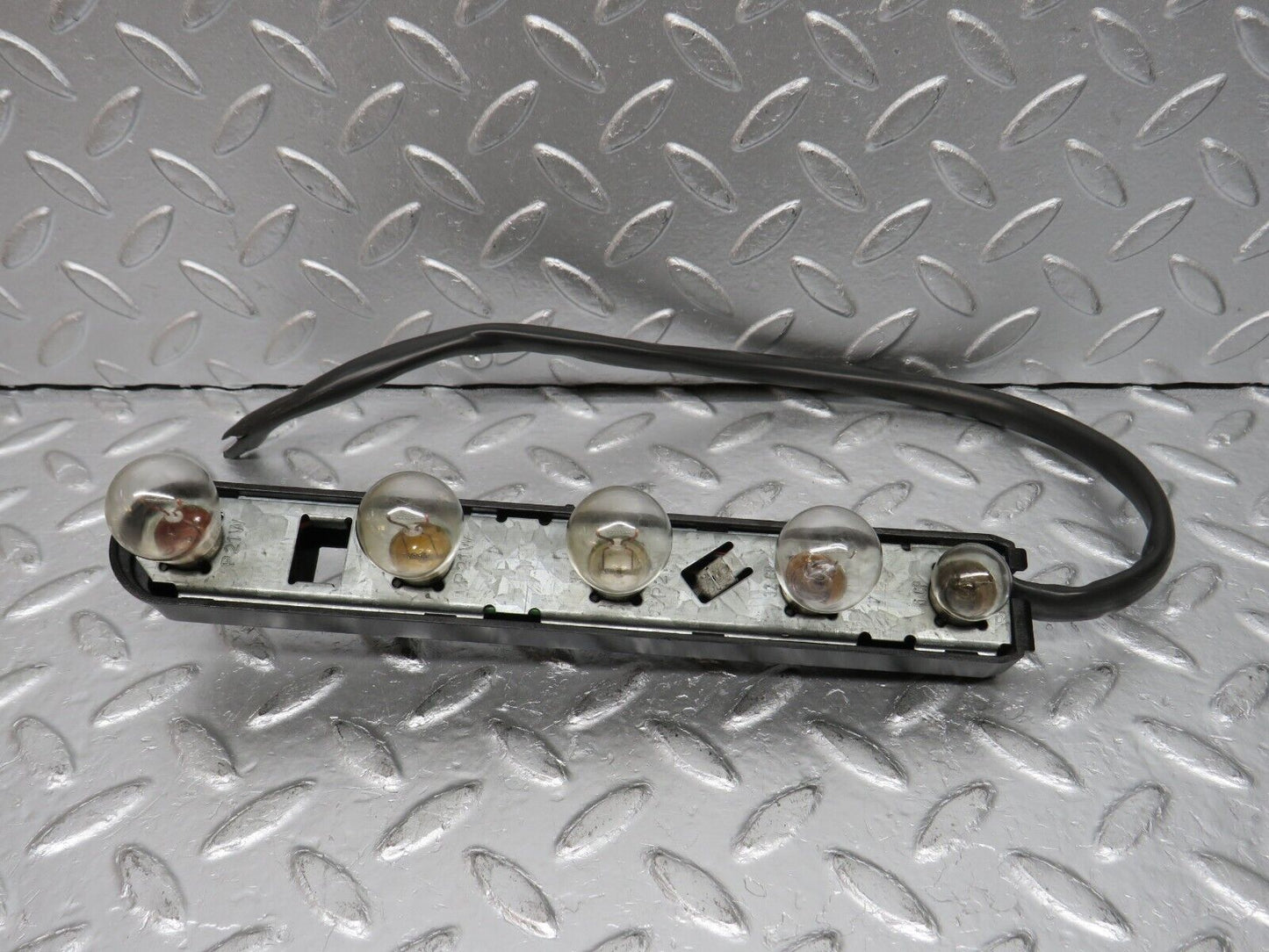 32566 Mercedes-Benz S124 300TE Wagon Tail Light Bulb Holder