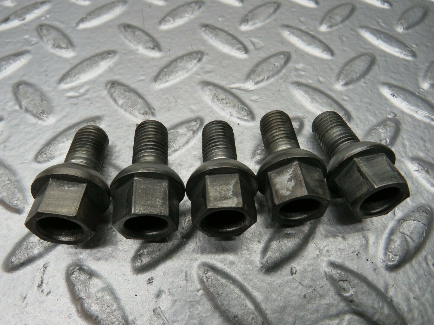 22928 Mercedes-Benz 5x Alloy Wheel Lug Bolt M12x1.5
