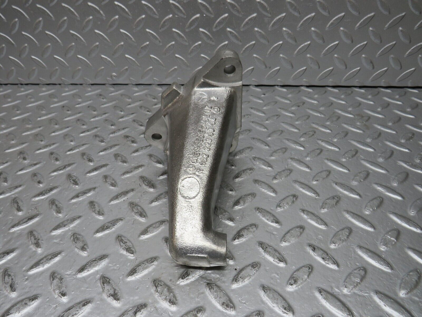 31974 Mercedes-Benz W123 230E Engine Mount Bracket Right Side 1022230504