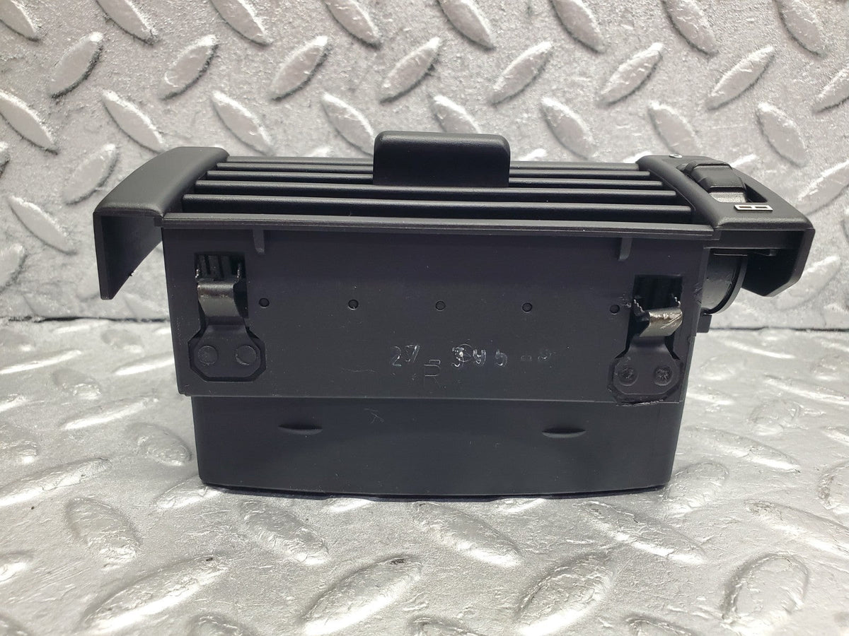W124 dashboard air vent right used OEM