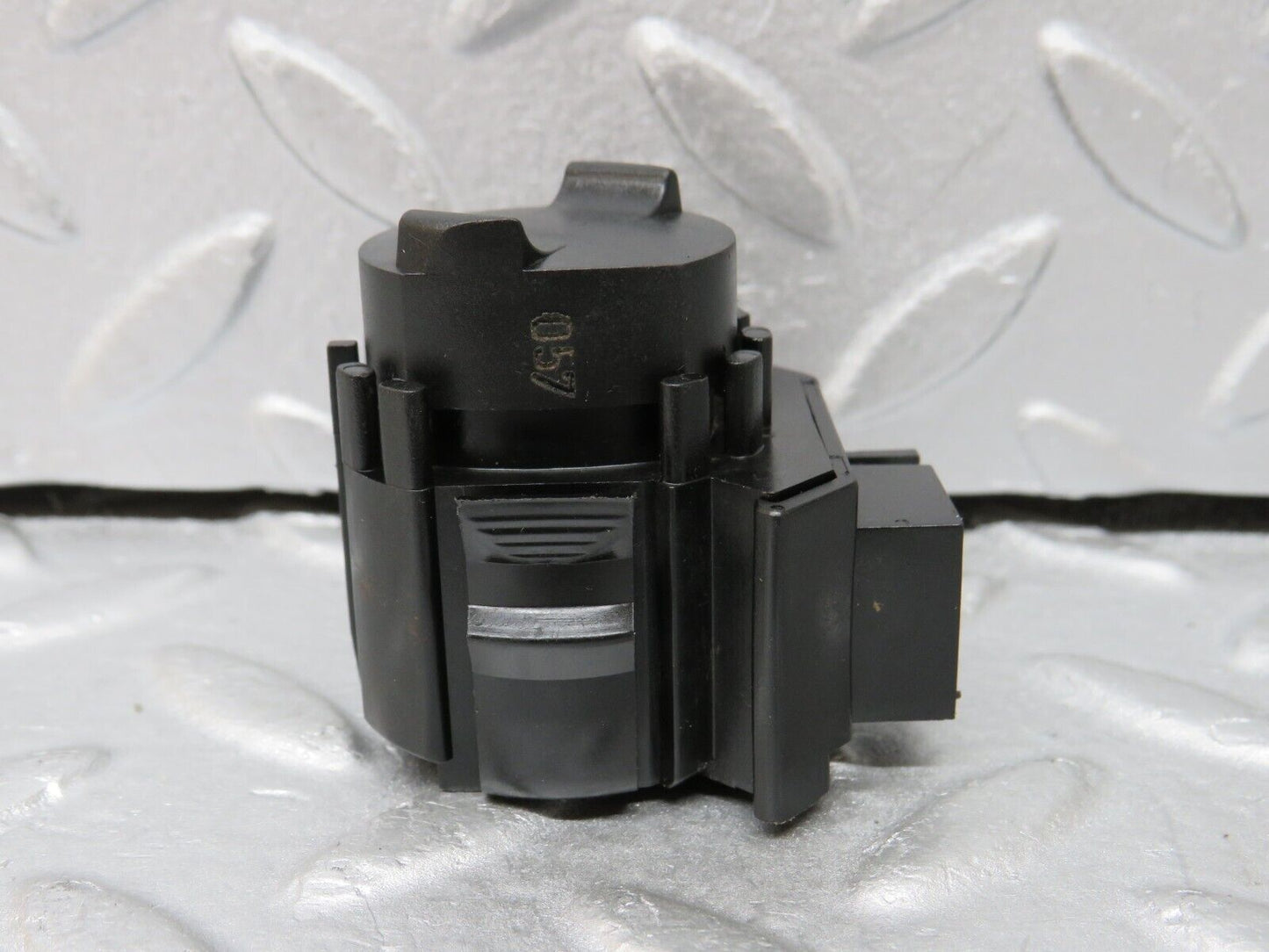 37007 Mercedes-Benz C126 420SEC Coupe Kick Down Switch 0025452214