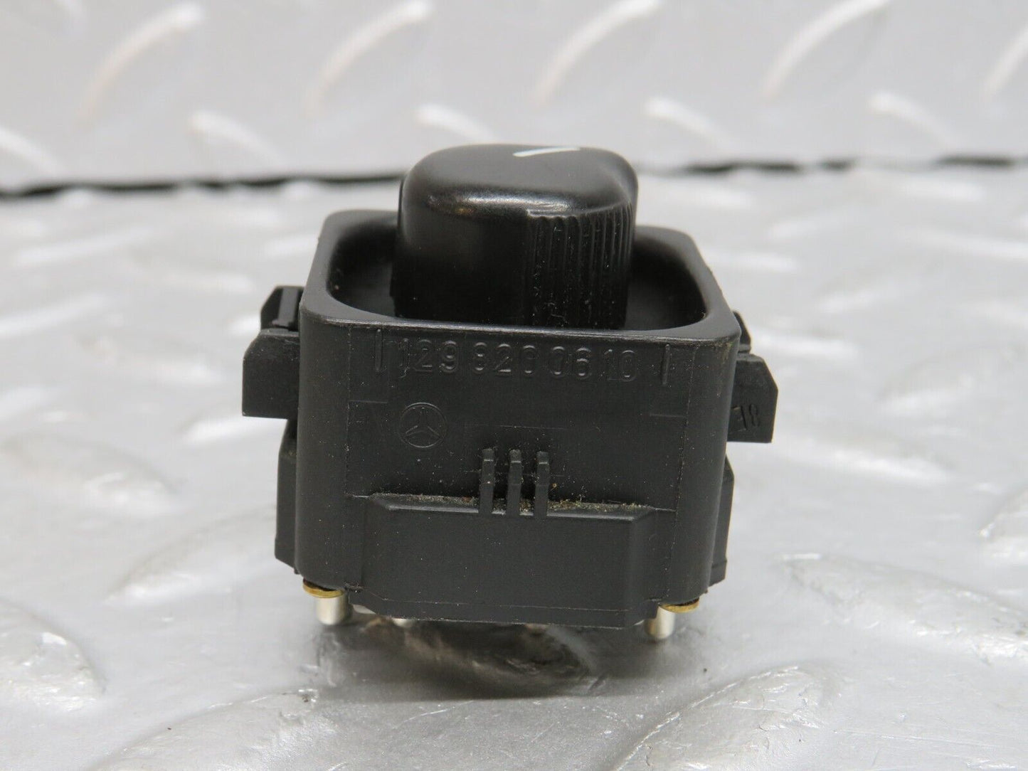 39637 Mercedes-Benz R129 320SL Coupe Electric Mirror Adjust Switch 1298200610
