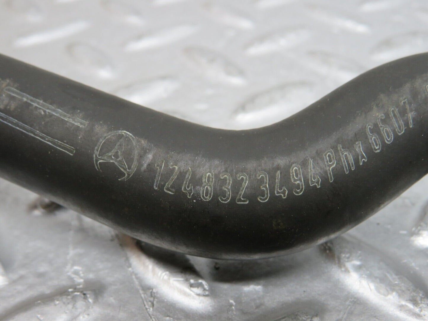 29561 Mercedes-Benz W124 230E Water Hose Pipe 1248323494