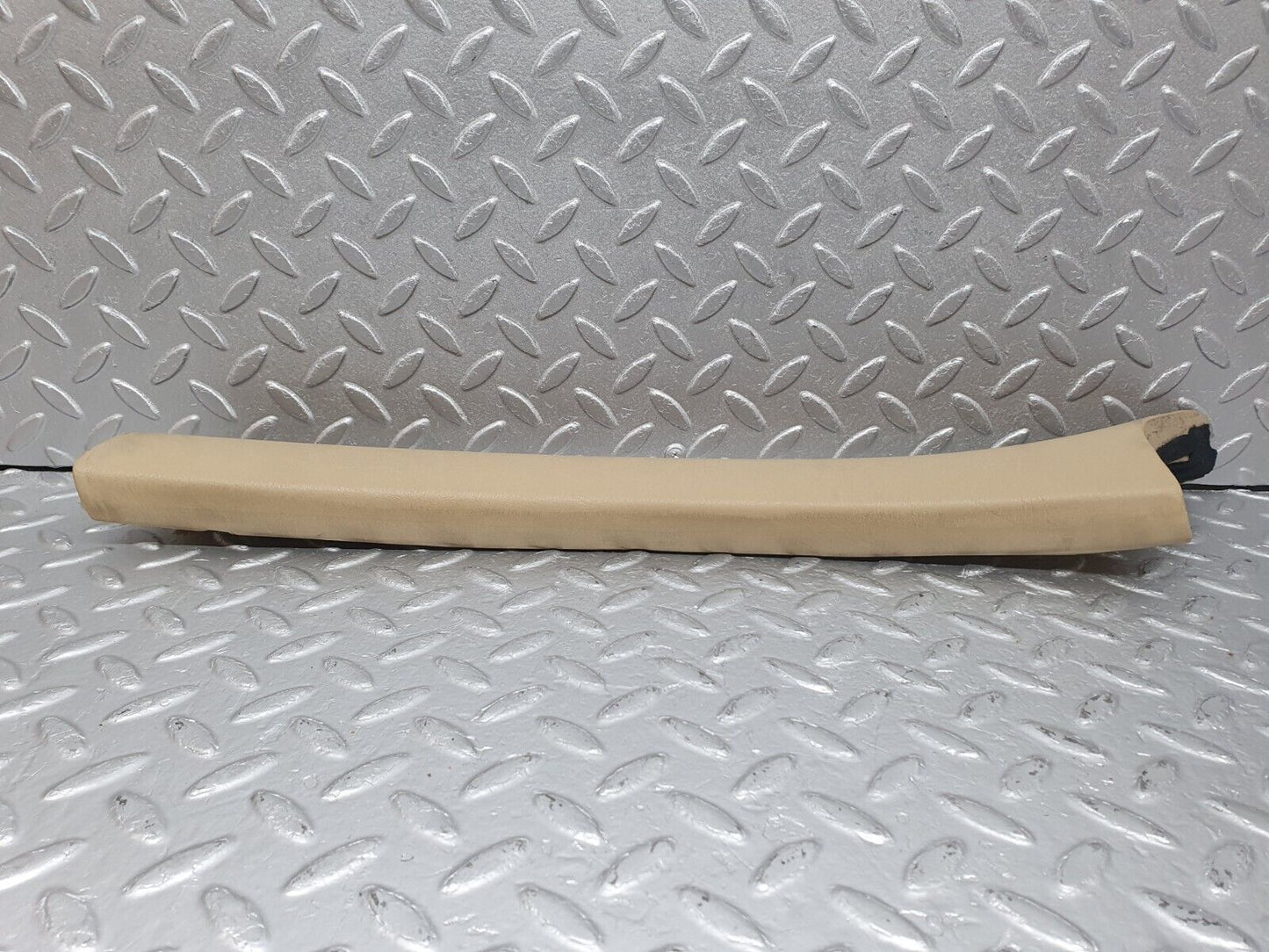 40927 Mercedes-Benz W126 300SE A Pillar Cover Left Side Beige