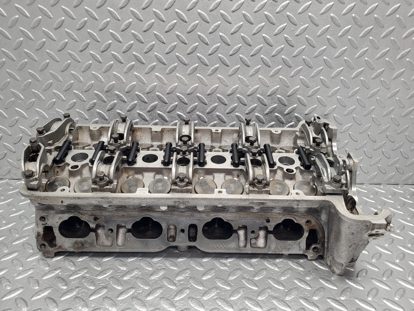 W140 cylinder head left side used OEM