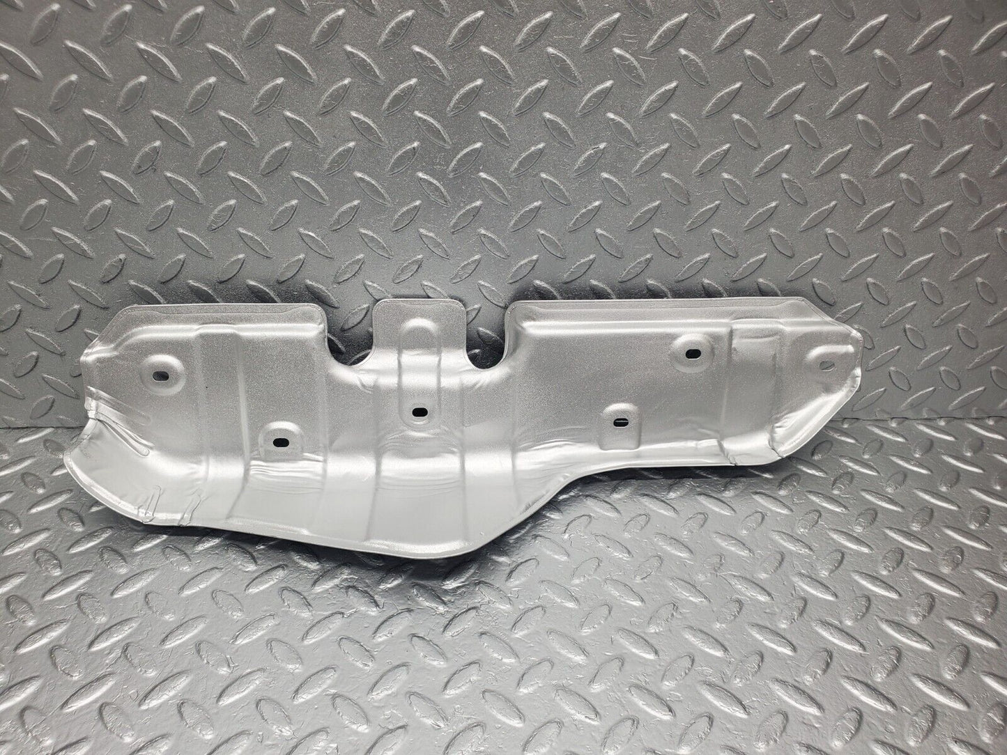 46170 Mercedes-Benz W124 280E Exhaust Manifold Heat Shield 1041421220