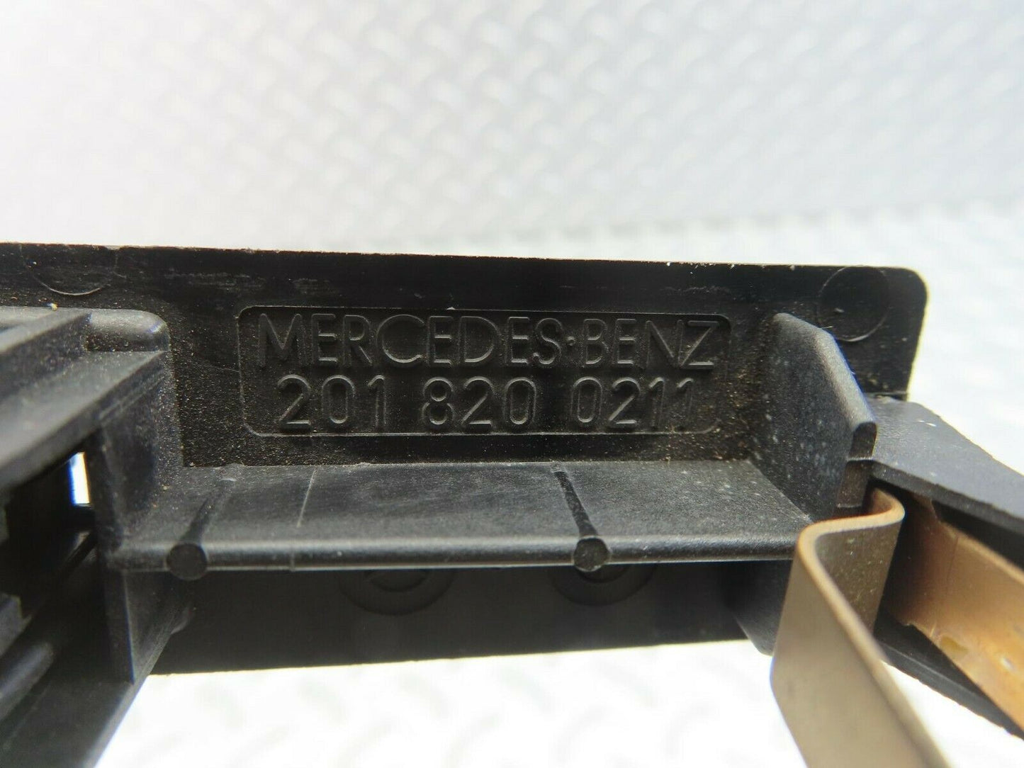 10307 Mercedes-Benz W201 Trunk Boot Light Switch 2018200211