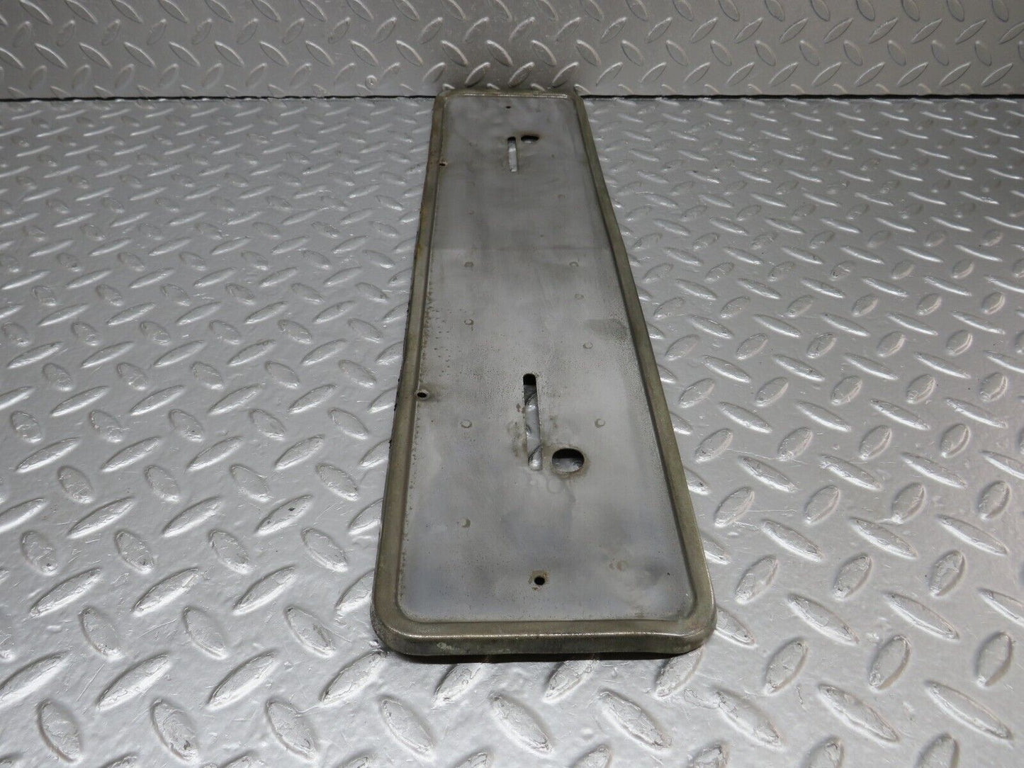 40356 Mercedes-Benz W110 230 Rear Chrome number Plate Holder