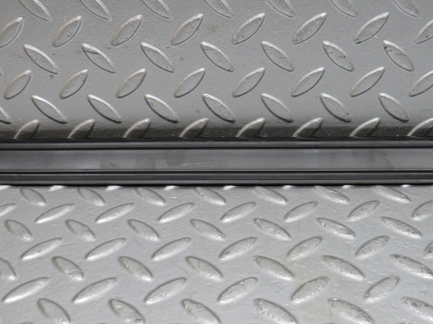 33499 Mercedes-Benz W202 C180 Skirt Sill Moulding Trim Right Side 2026800274