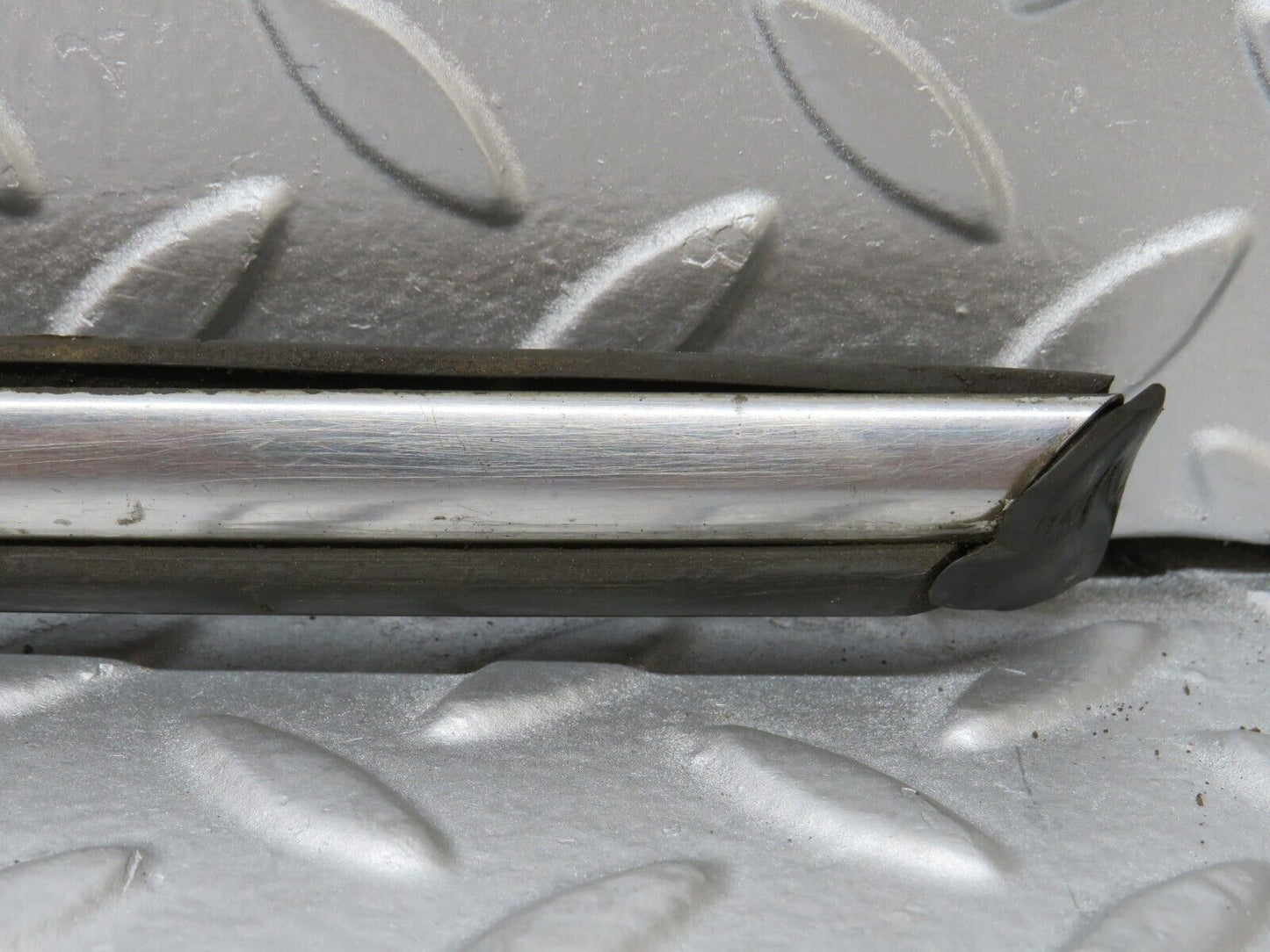 35777 Mercedes-Benz W108 Rear Right Door Centre Moulding Trim
