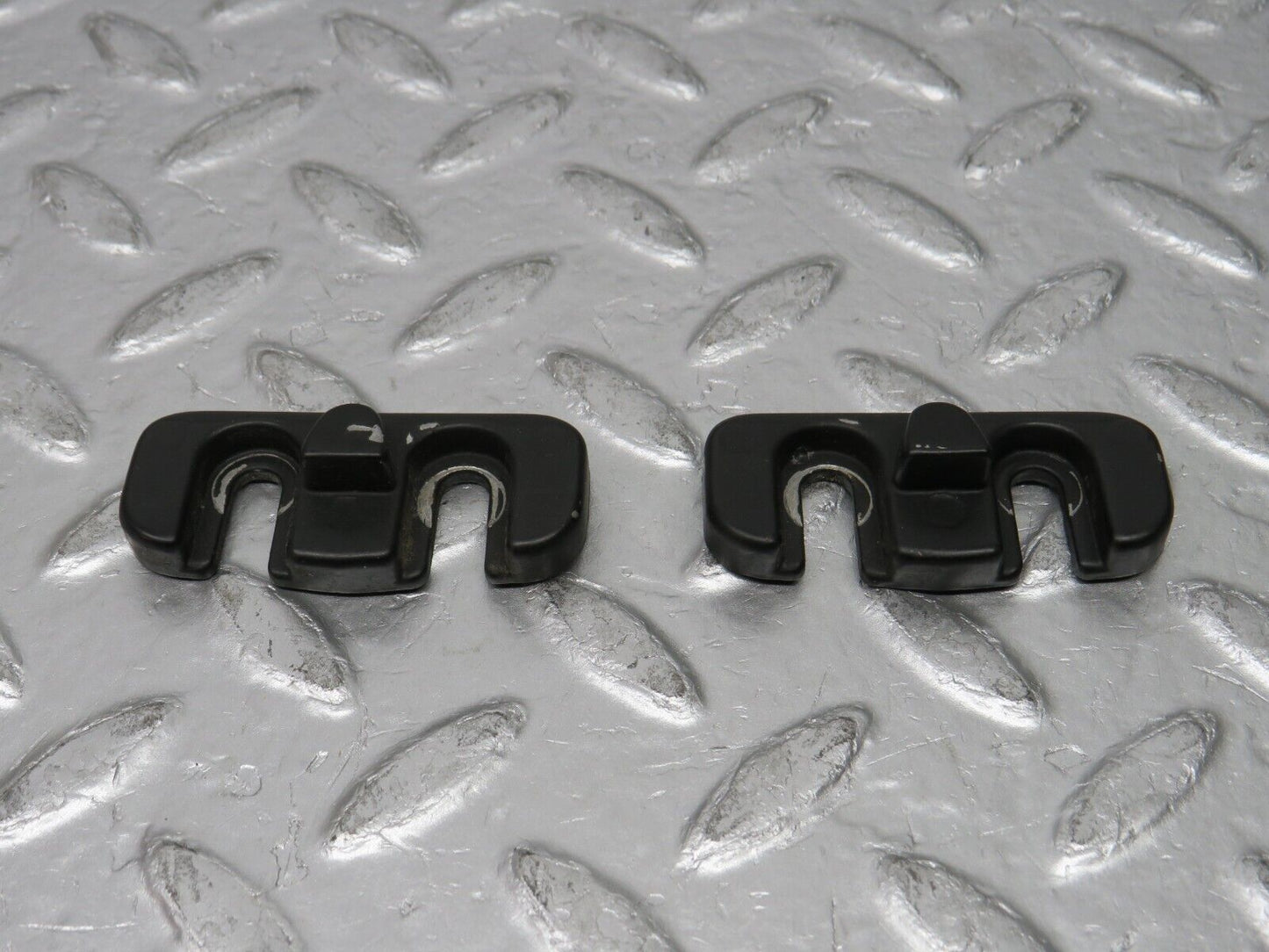 31386 Mercedes-Benz S124 220TE Wagon Trunk Lock Latch 1247660776