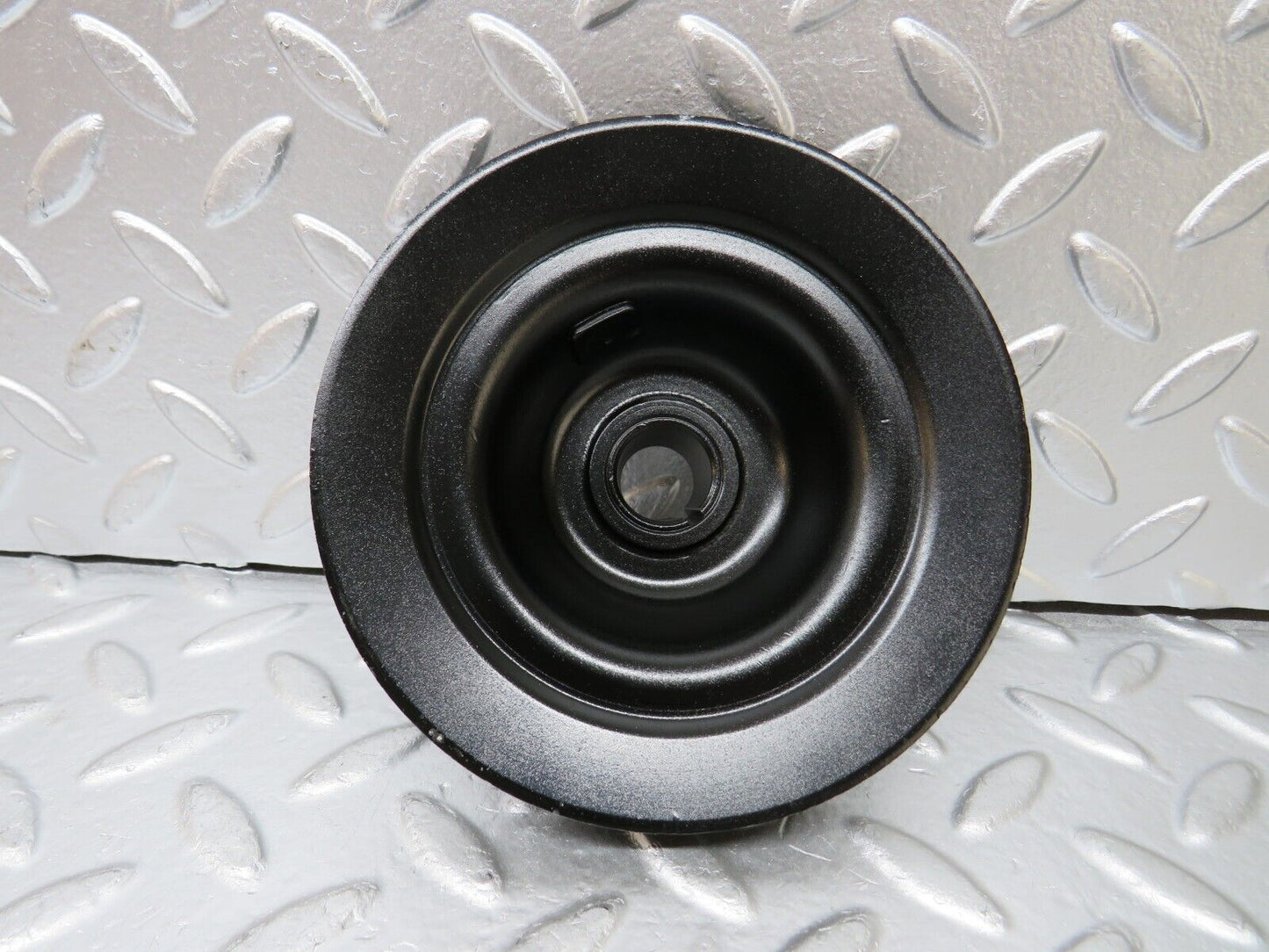 25500 Mercedes-Benz W123 200 Power Steering Pump Pulley 1022300015