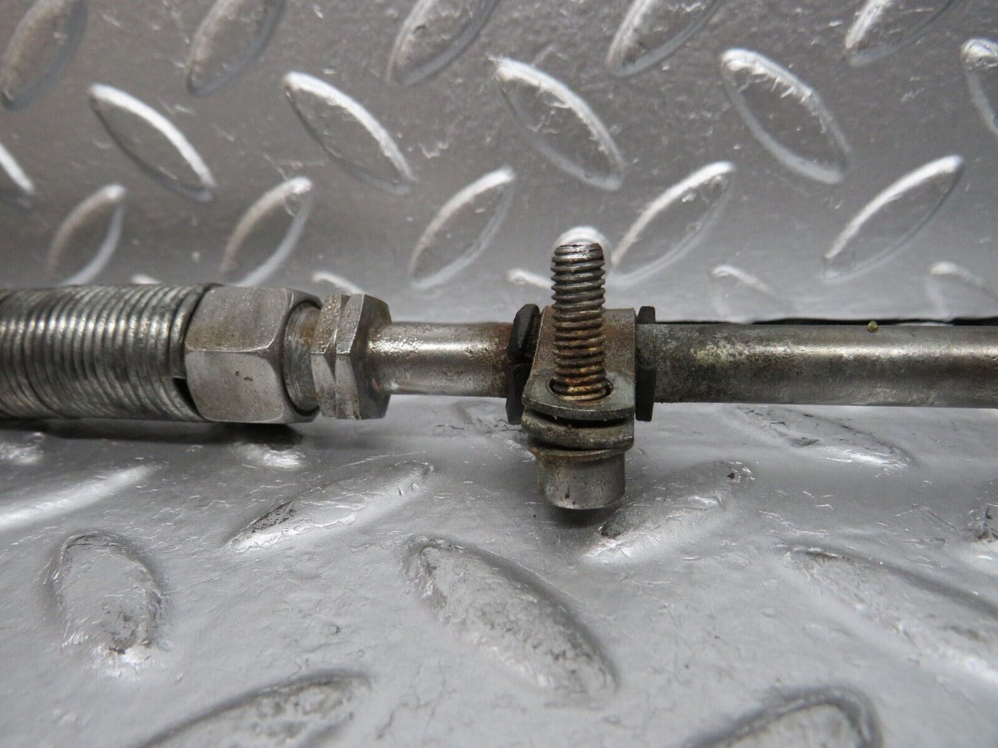 30571 Mercedes-Benz W124 230E Automatic Gearbox Oil Pipe Hose