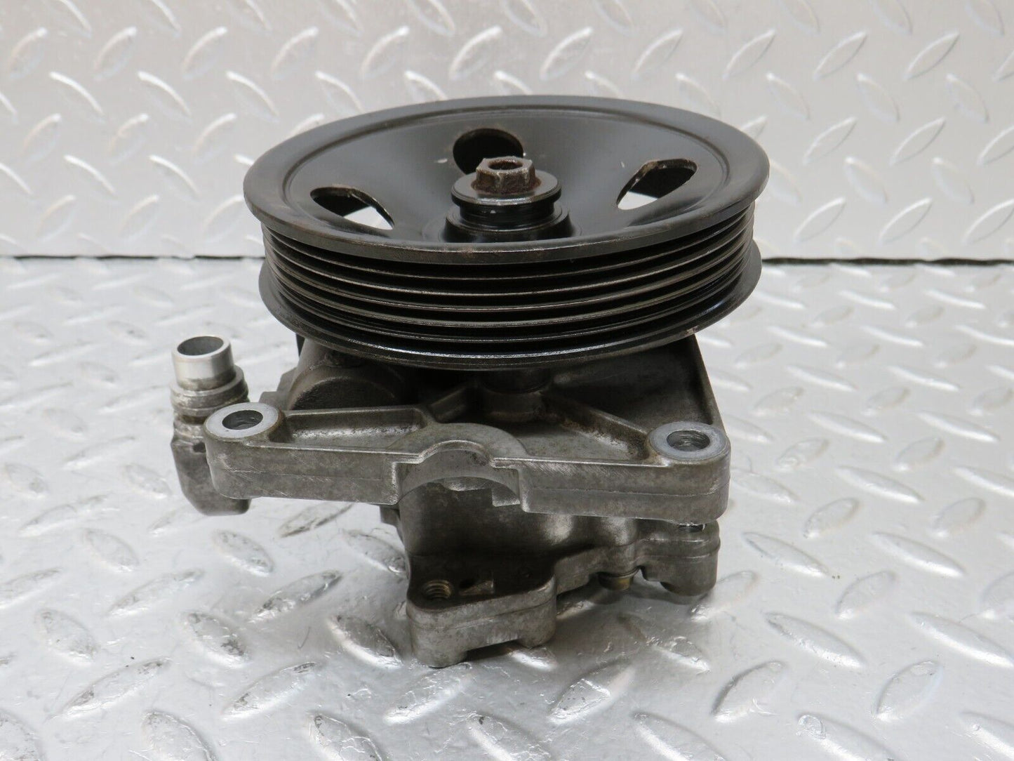 34946 Mercedes-Benz W210 320E Power Steering Pump Luk 0024662401