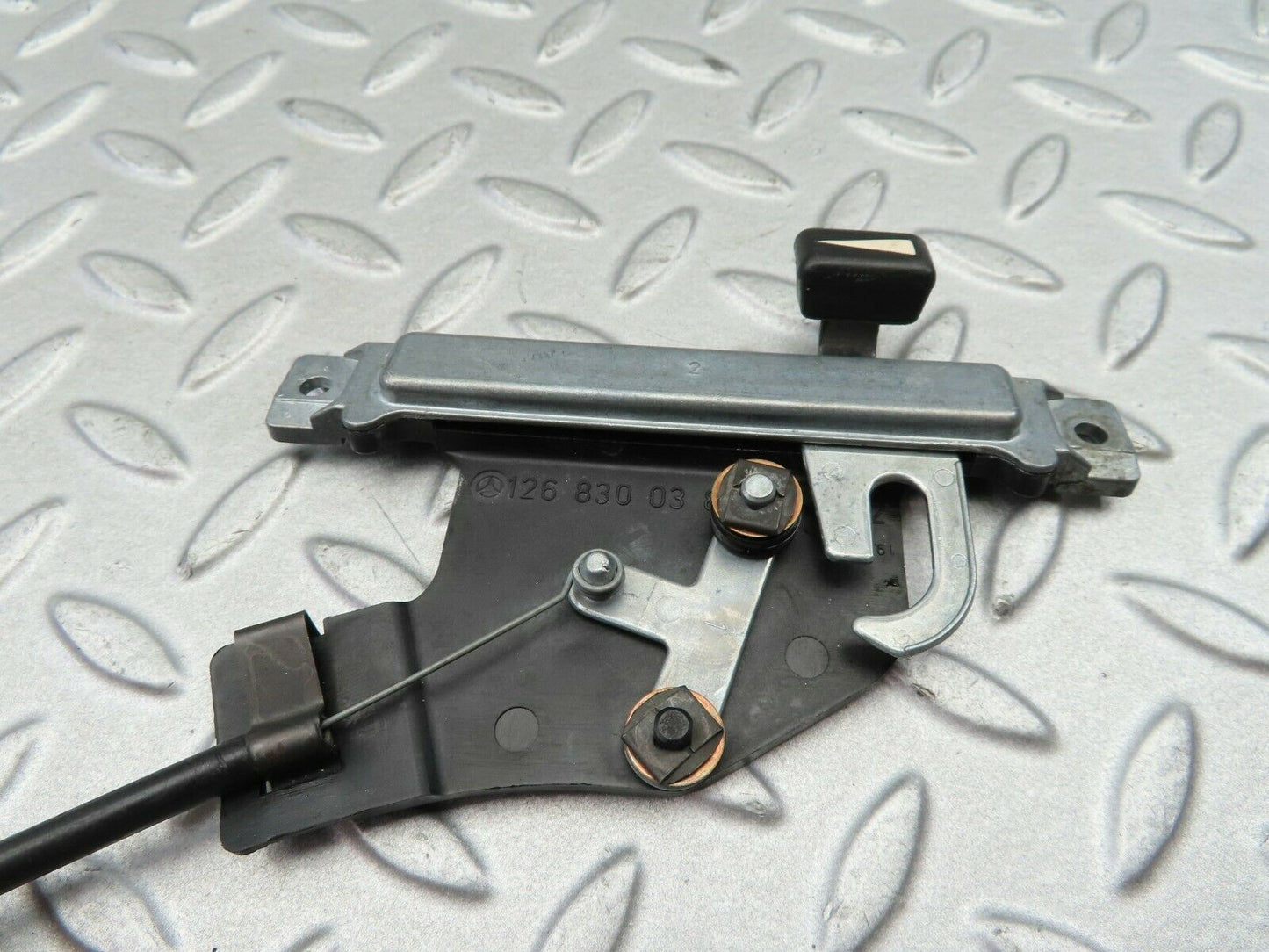 6386 Mercedes-Benz W126 380SE Rear Heater Regulator 1268300385