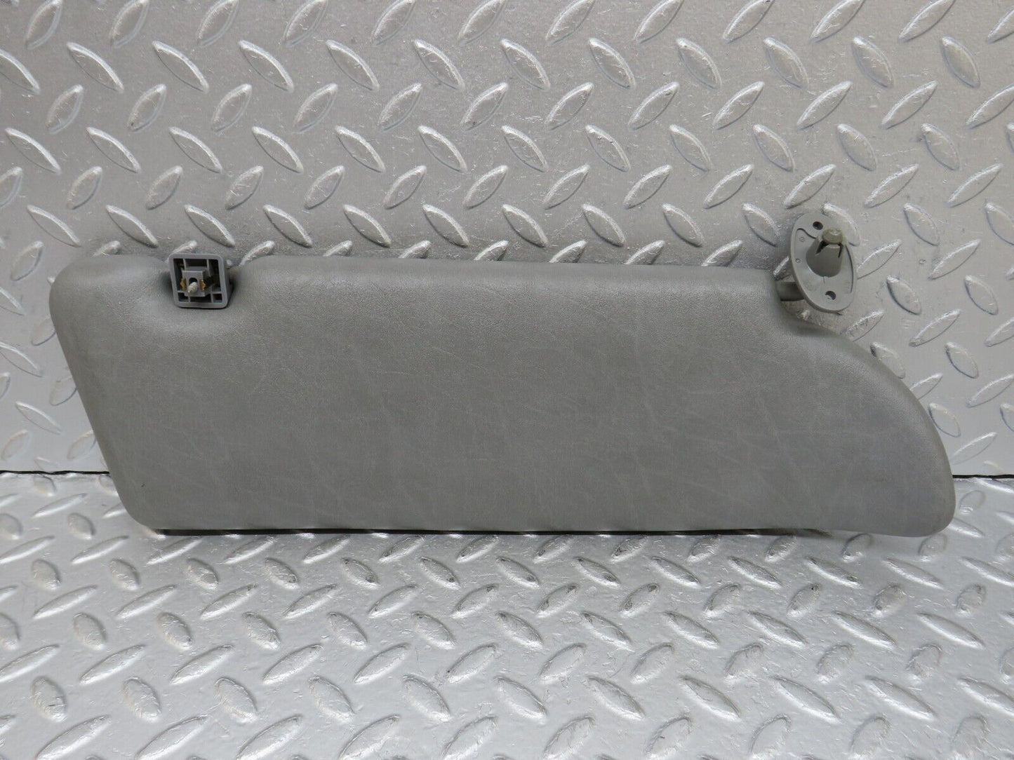 35970 Mercedes-Benz W126 420SE Sun Visor Left Side Grey