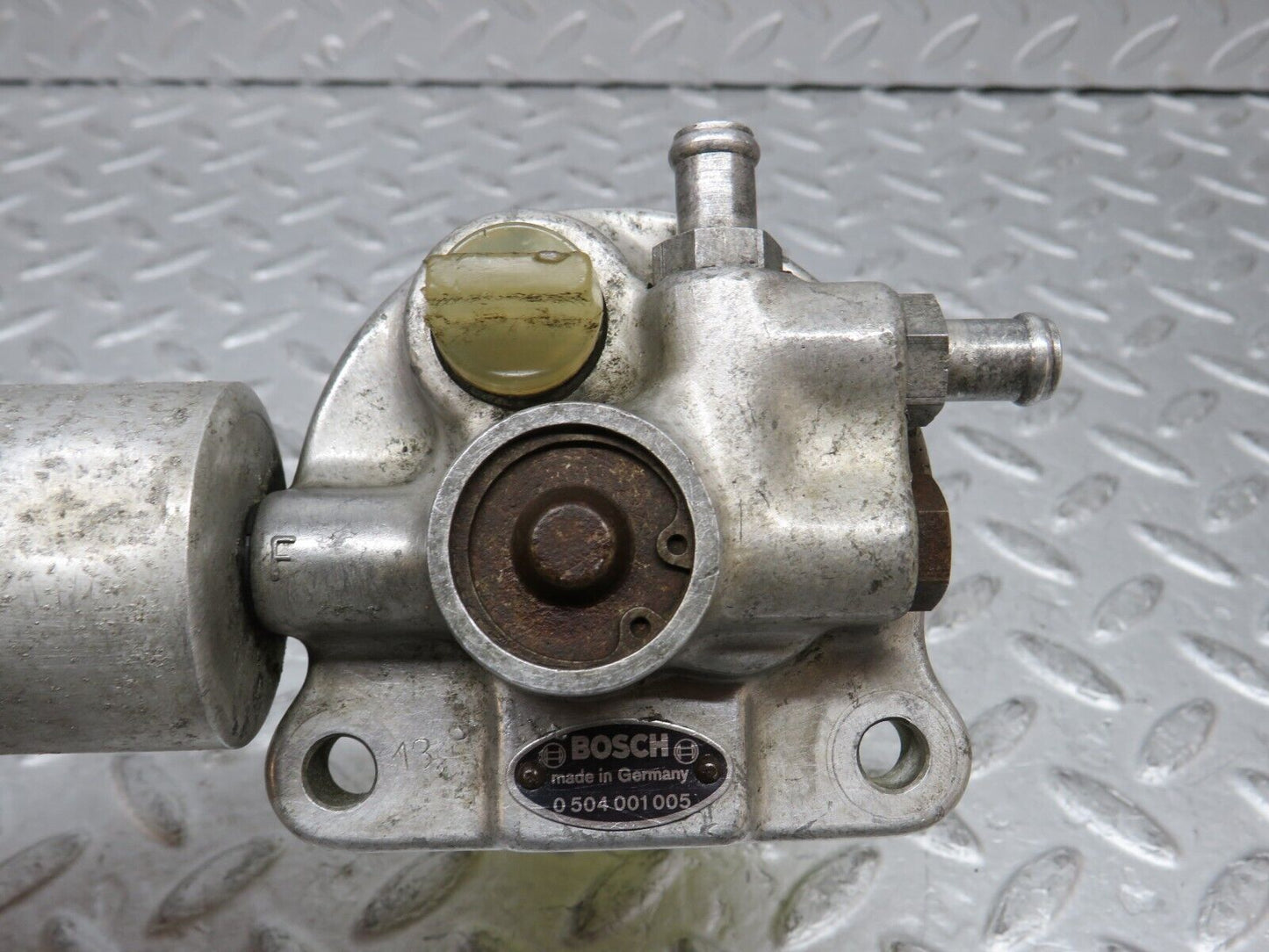 37329 Mercedes-Benz W109 300SEL Air Suspension Reservoir Bosch 0504001005