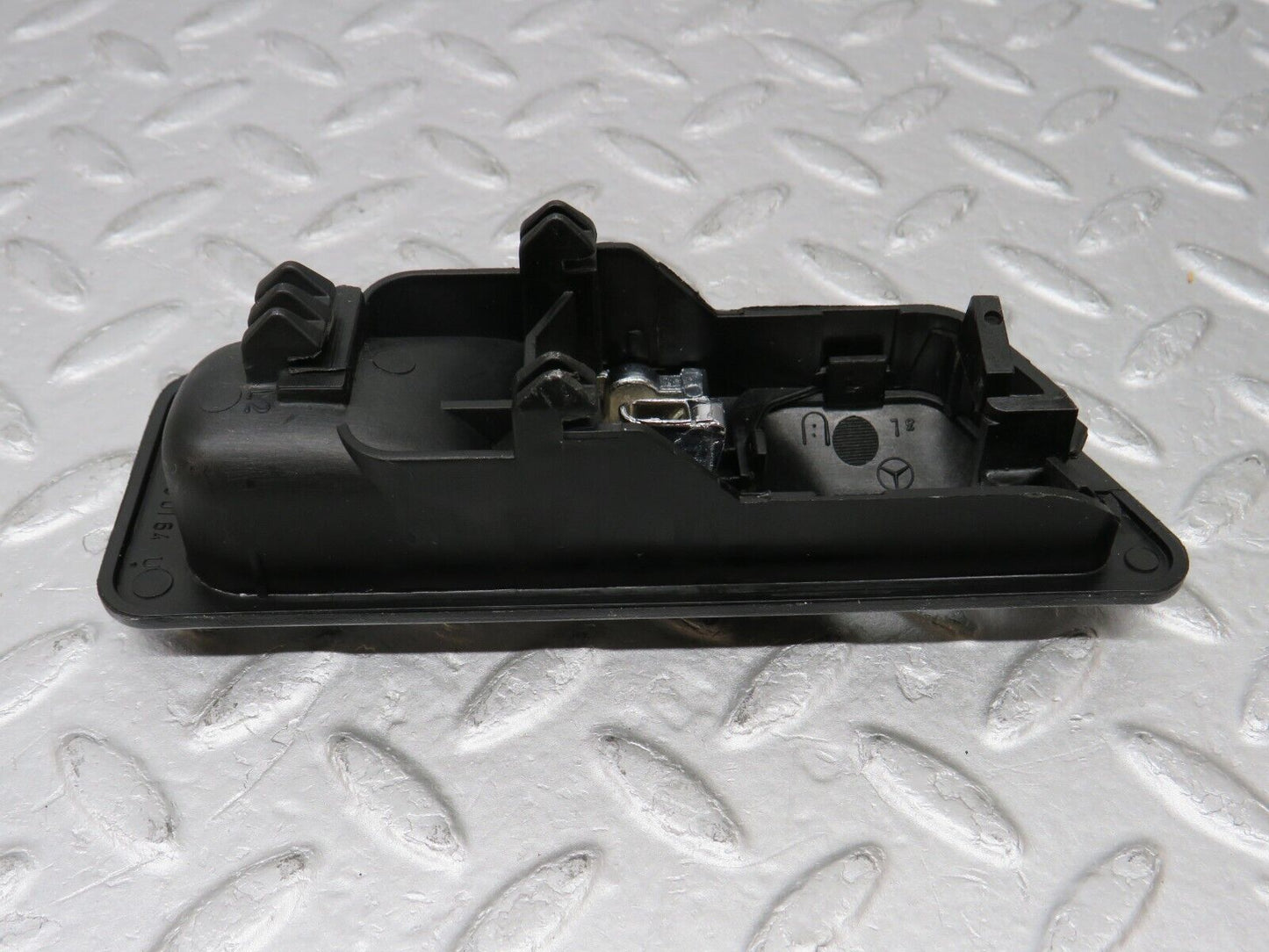 36619 Mercedes-Benz W201 190E 2.0L Left Interior Door Handle 2017660164