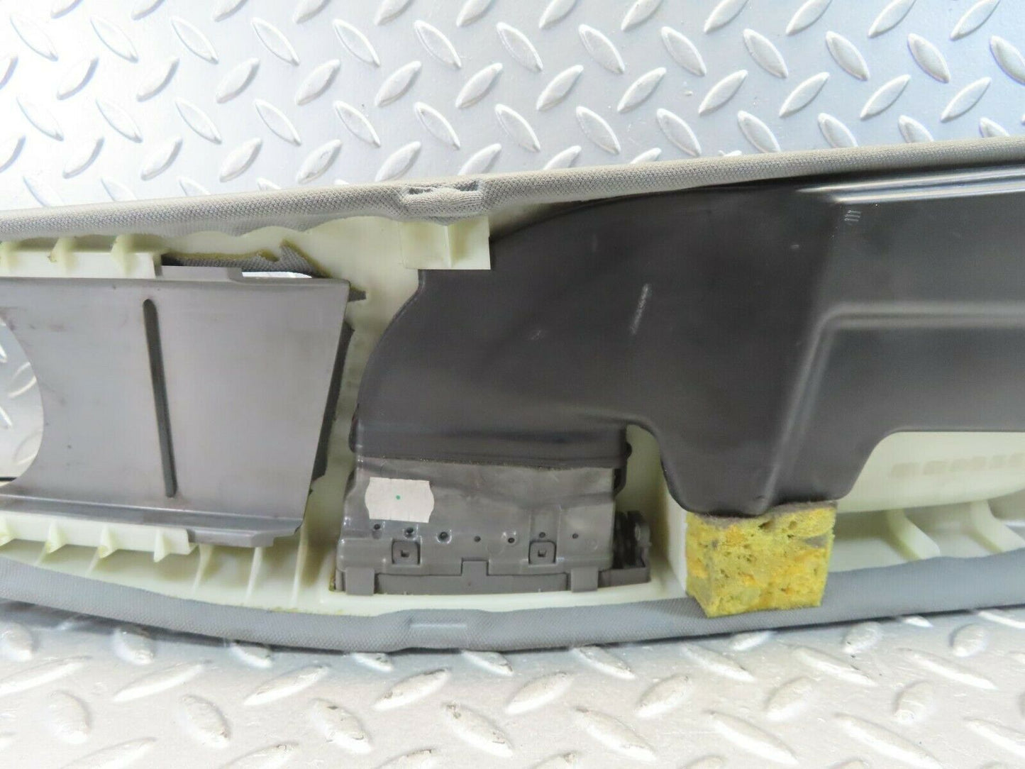 11162 Mercedes-Benz W221 S320 B Pillar Trim Cover Right Side 2216900425