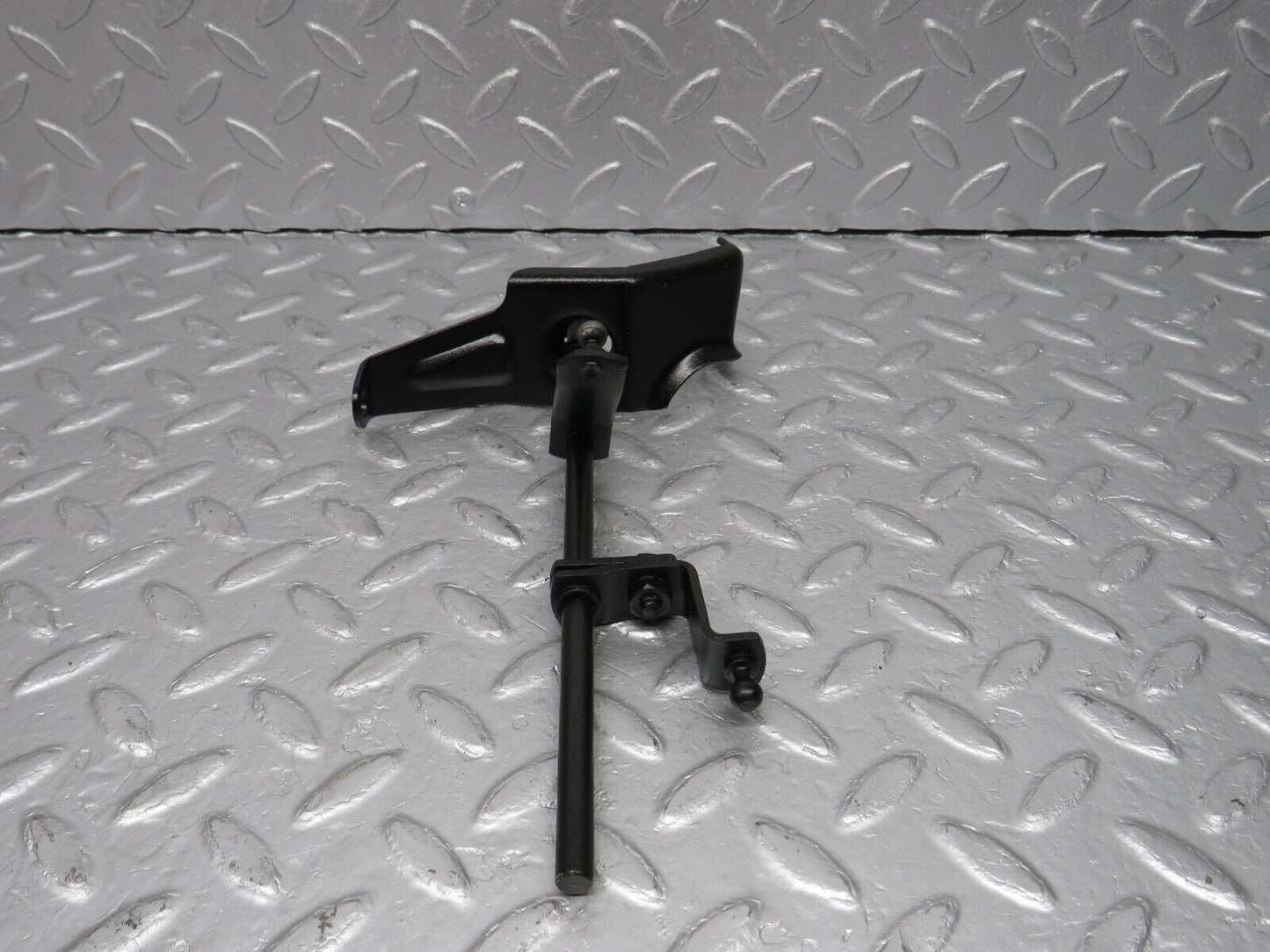 40170 Mercedes-Benz R107 350SL Throttle linkage