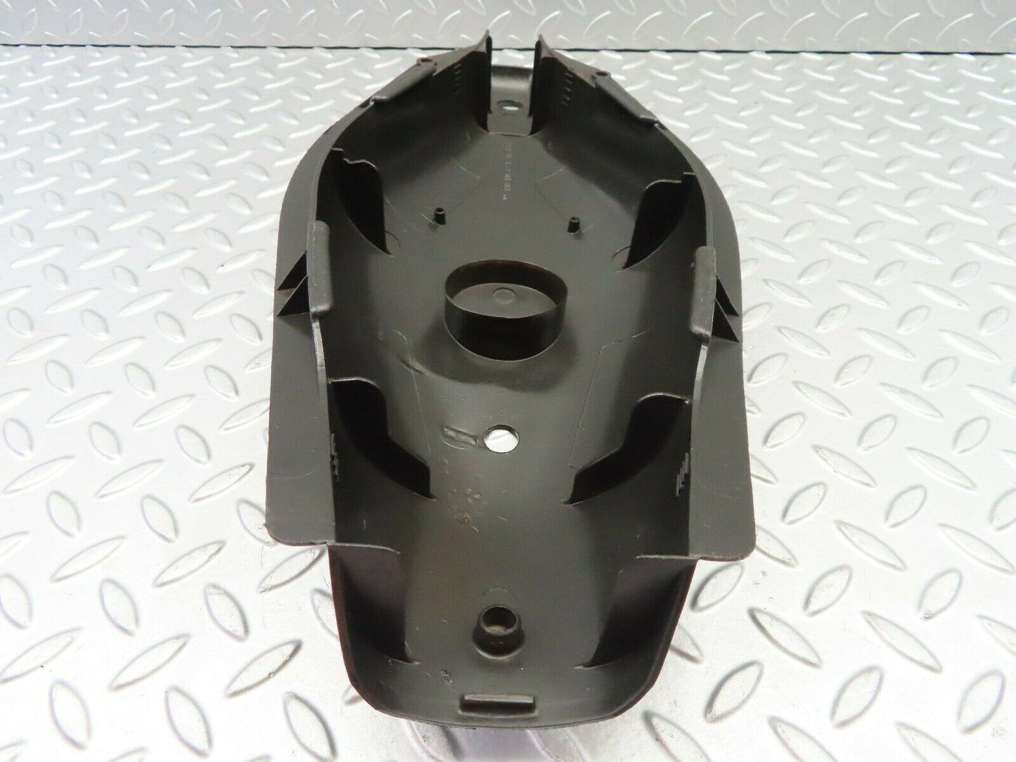 6717 Mercedes-Benz S124 E220 Wagon Rear Control Arm Cover  1243520188