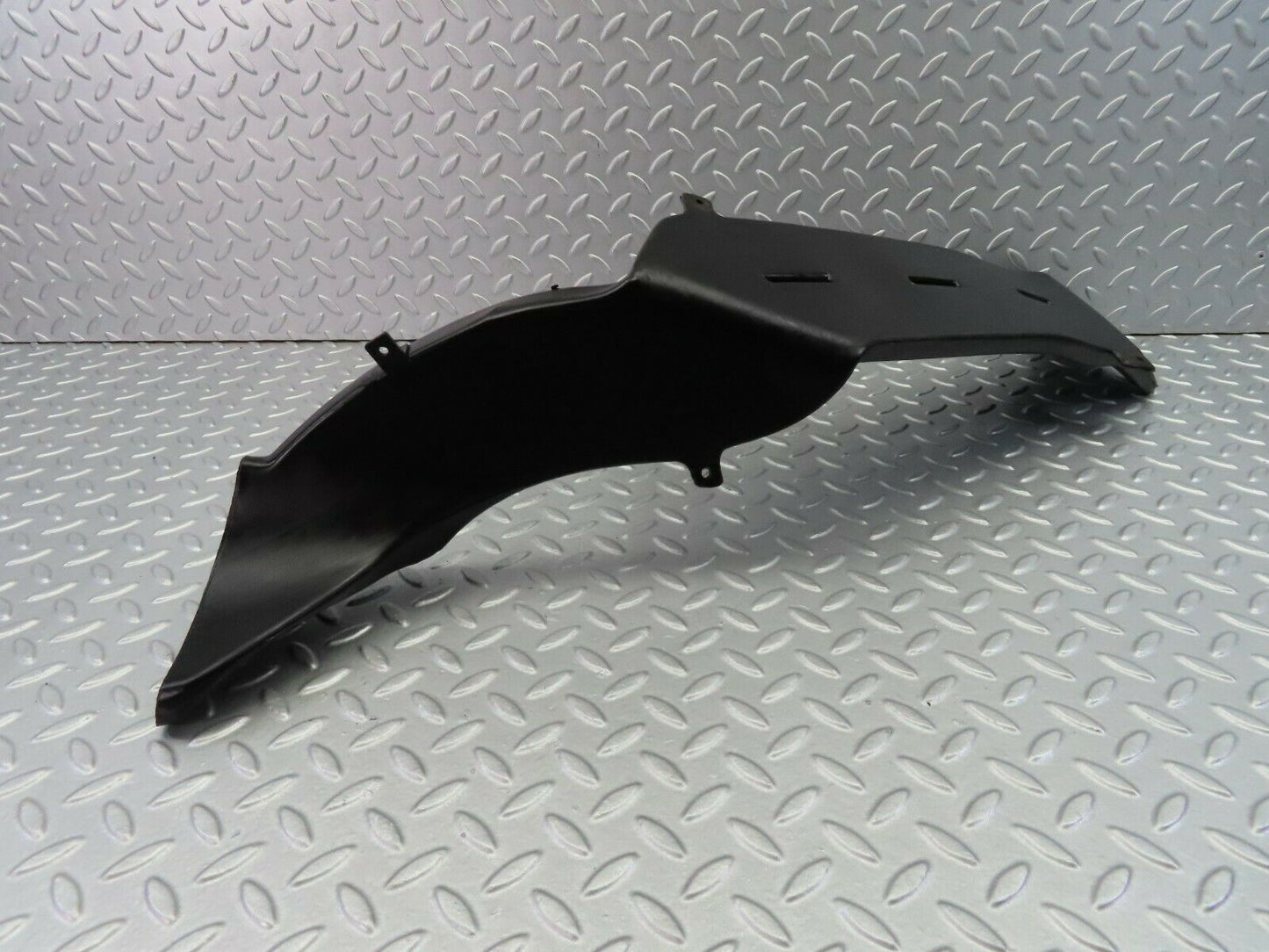 7825 Mercedes-Benz W115 220D Heater Air Duct Vent Left 1158310145