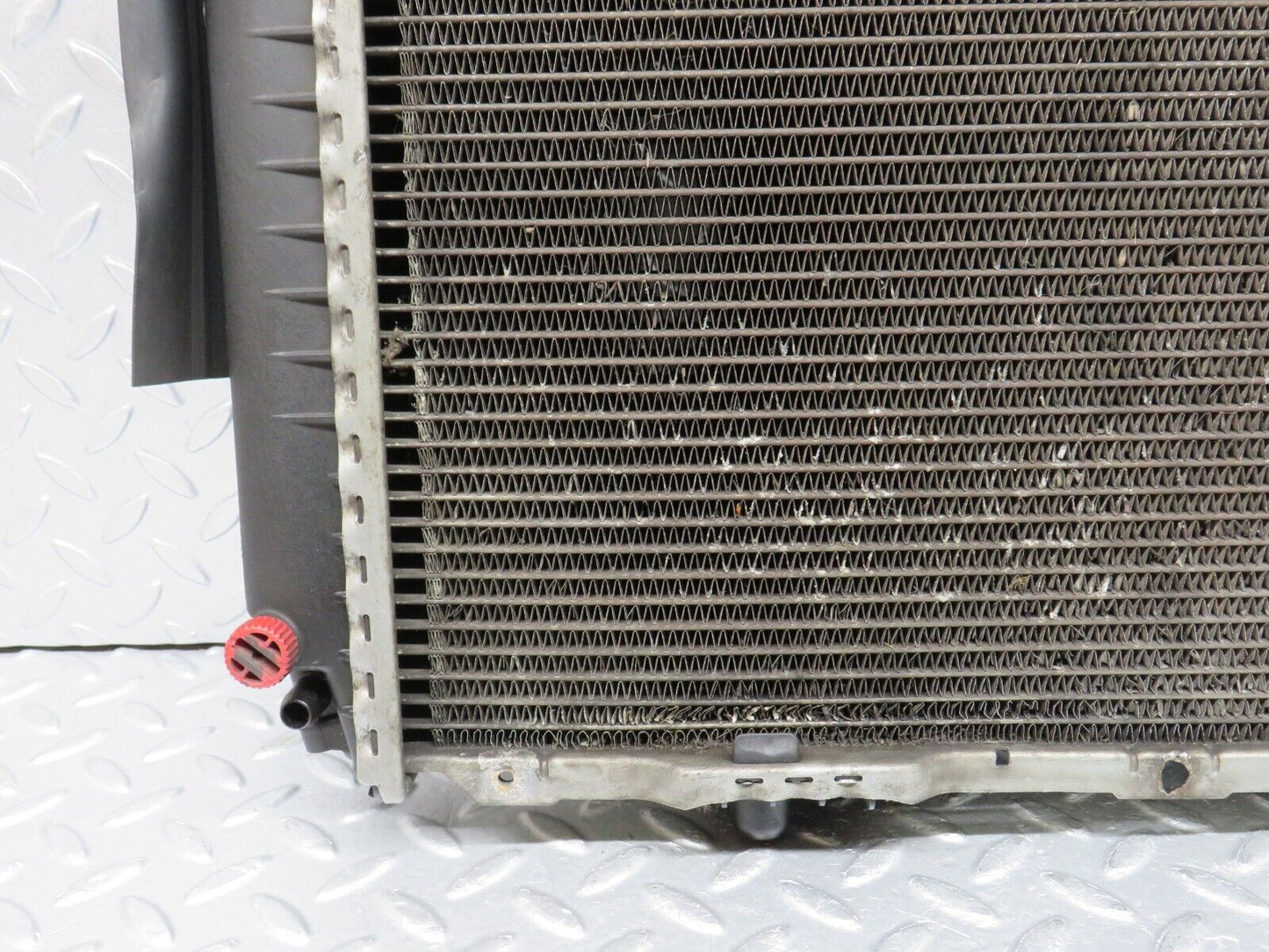 38979 Mercedes-Benz W201 190E Engine Coolant Radiator Behr