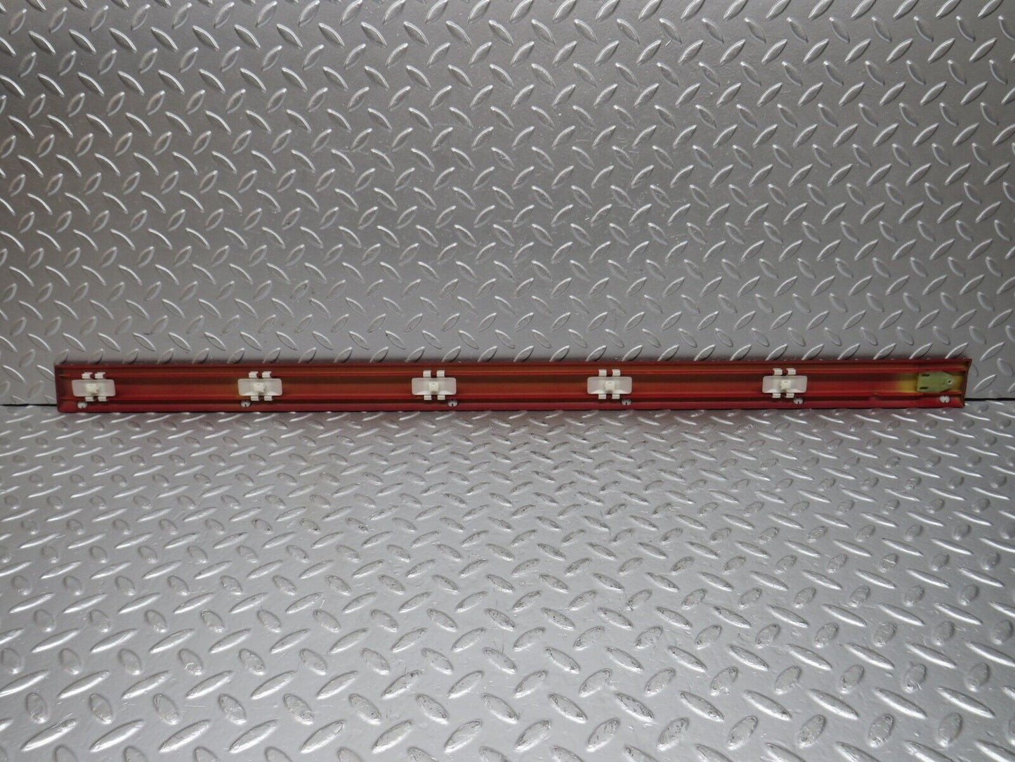 33490 Mercedes-Benz W202 C180 Front Left Door Centre Moulding Trim 2026902962