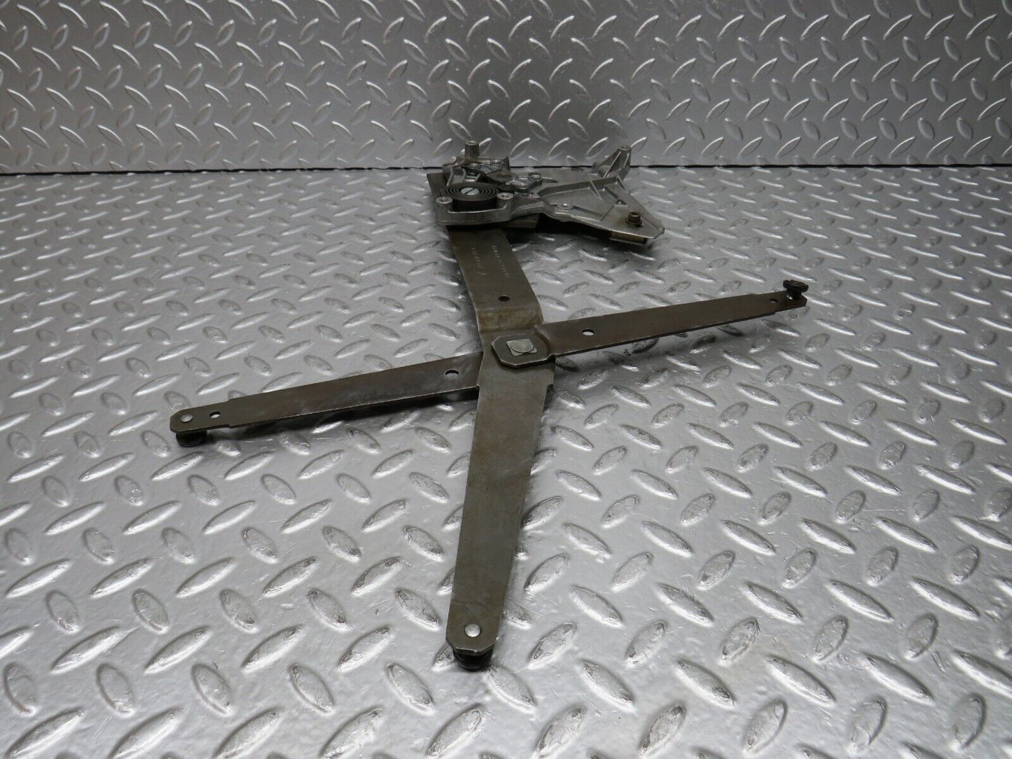 30171 Porsche 924 Left Door Power Window Regulator 477837375