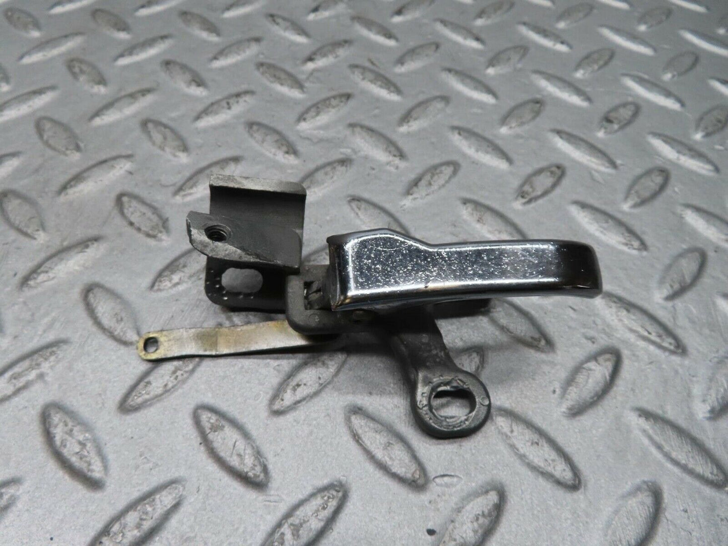 12263 Mercedes-Benz W108 280SE 3.5 Chrome Door Handle Left 1157660119