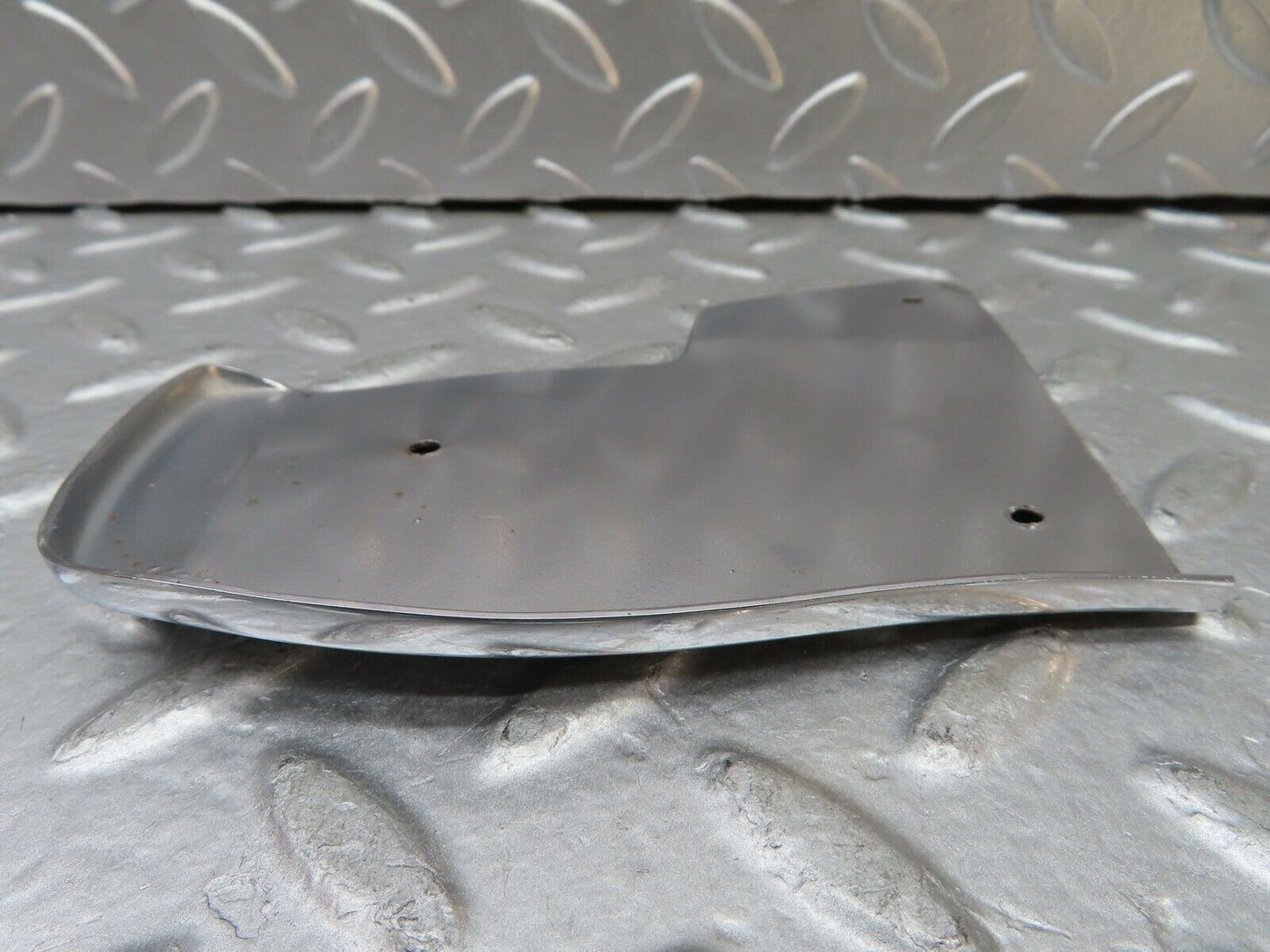 20846 Mercedes-Benz W114 250CE Coupe Left Door Chrome Cover