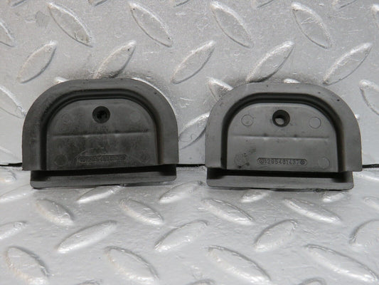 39766 Mercedes-Benz R129 320SL Coupe Front Panel Grommet 2x 1295461437
