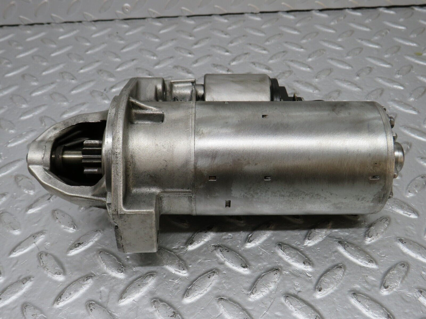 33862 Mercedes-Benz W201 190E 2.0L Starter Motor Bosch 0001108003 0331303053553