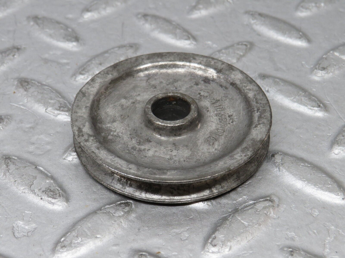 35821 Mercedes-Benz W108 Handbrake Cable Pulley 1104270142