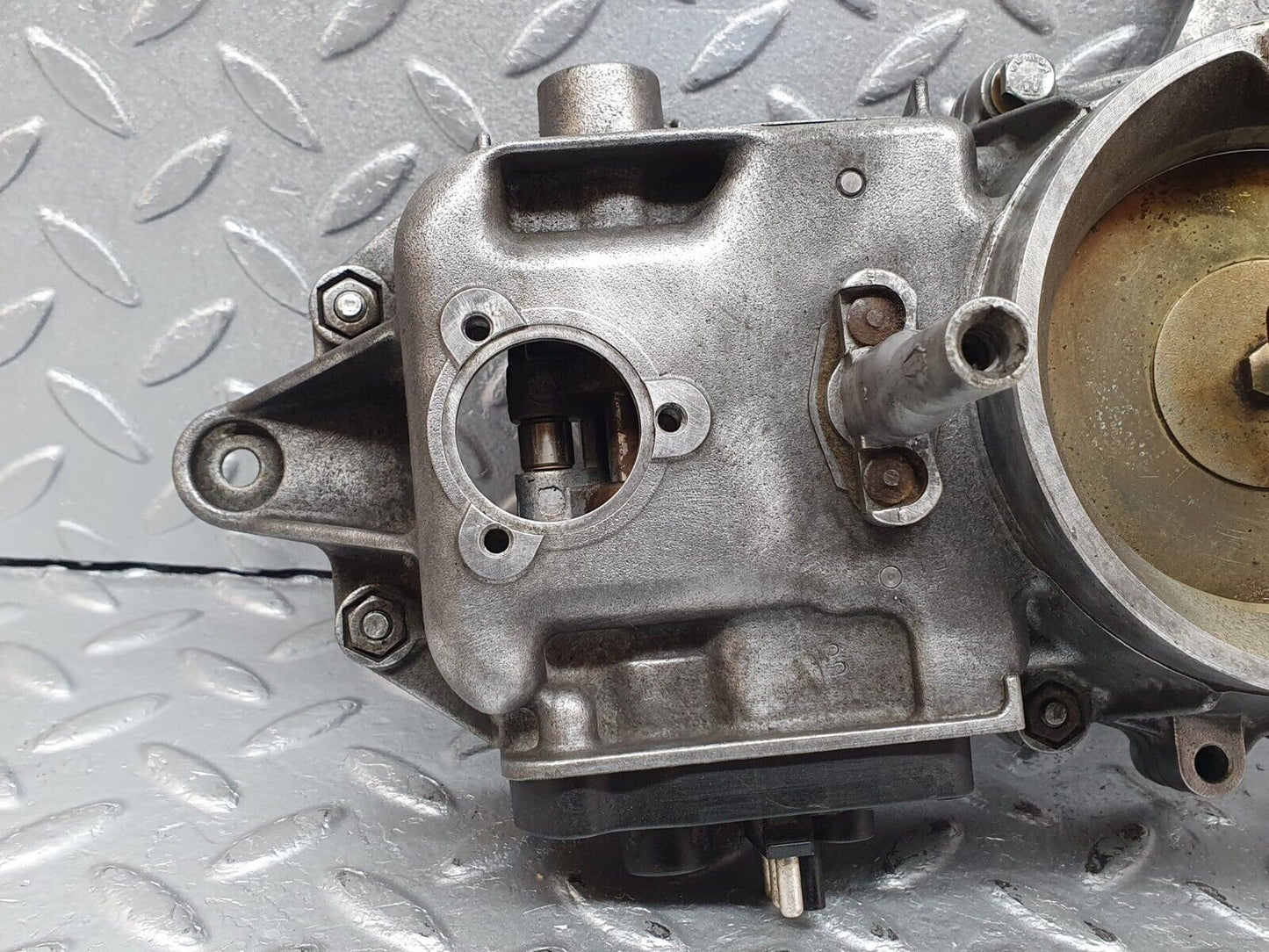 41095 Mercedes-Benz W126 300SE Air Flow Mass Meter Sensor Bosch 1031410345 0438121033 1160700274