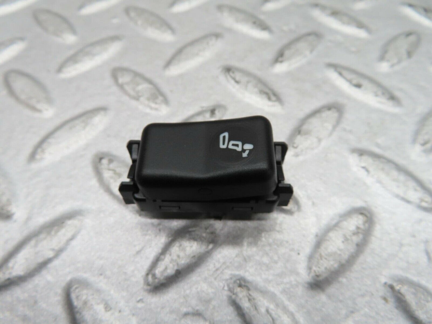 16398 Mercedes-Benz W124 260E Rear Headrest Release Control Switch 1248209910