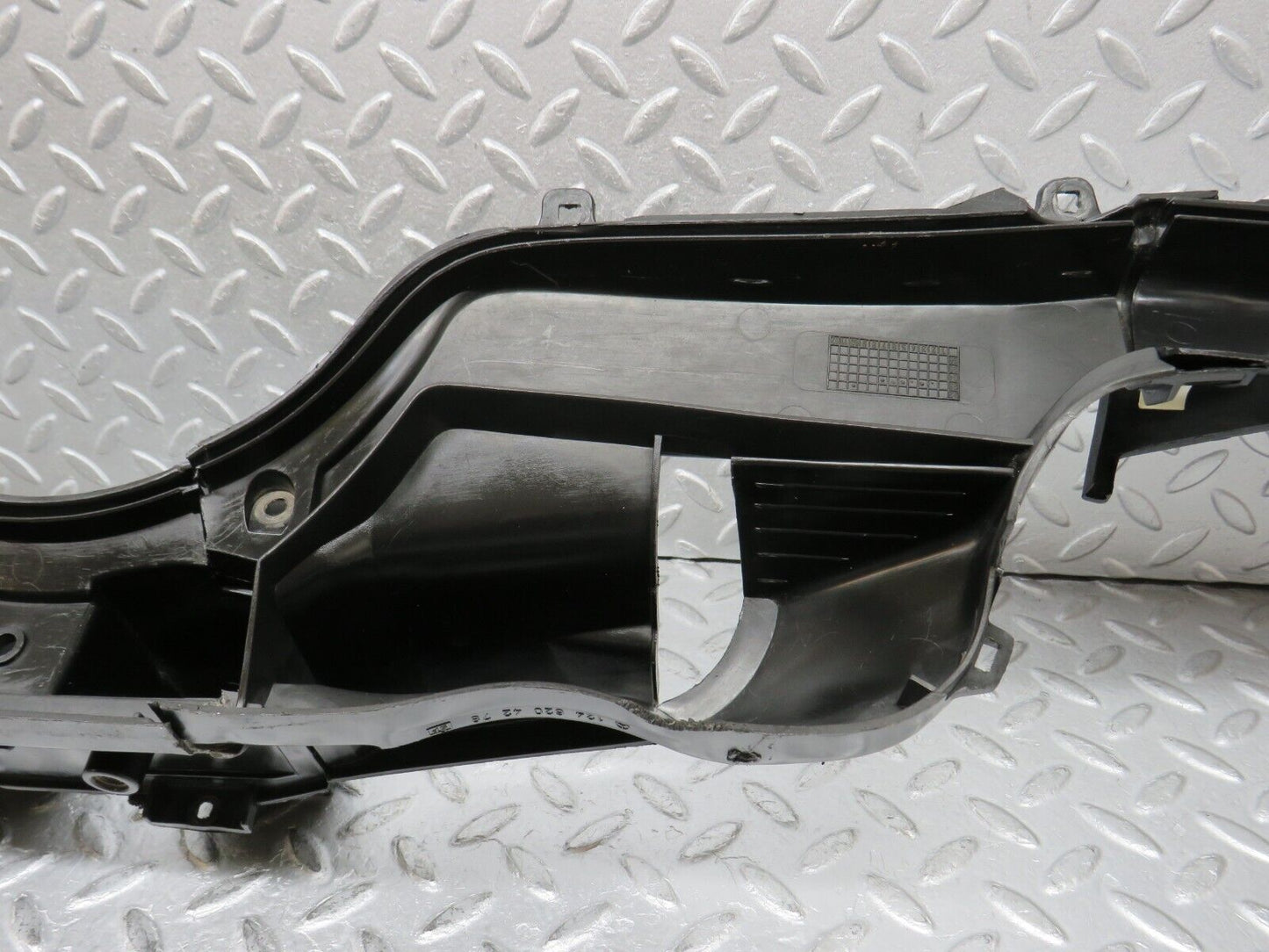 37886 Mercedes-Benz A124 320E Cabriolet Water Drain 1246204278 1246283707 1246283407