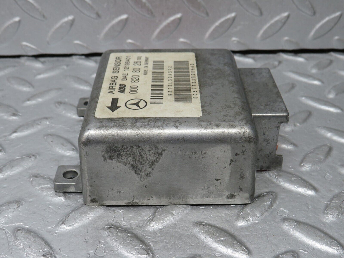 38415 Mercedes-Benz R129 280SL Coupe Airbag Crash Sensor 0008208026