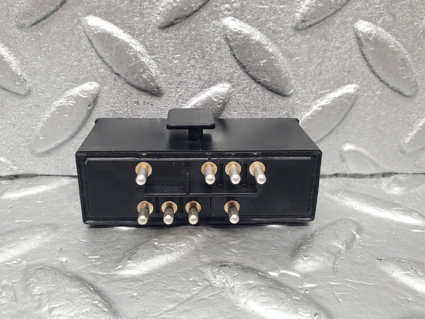 46827 Mercedes-Benz R129 320SL Coupe Seat Locking Relay Right 1298210147