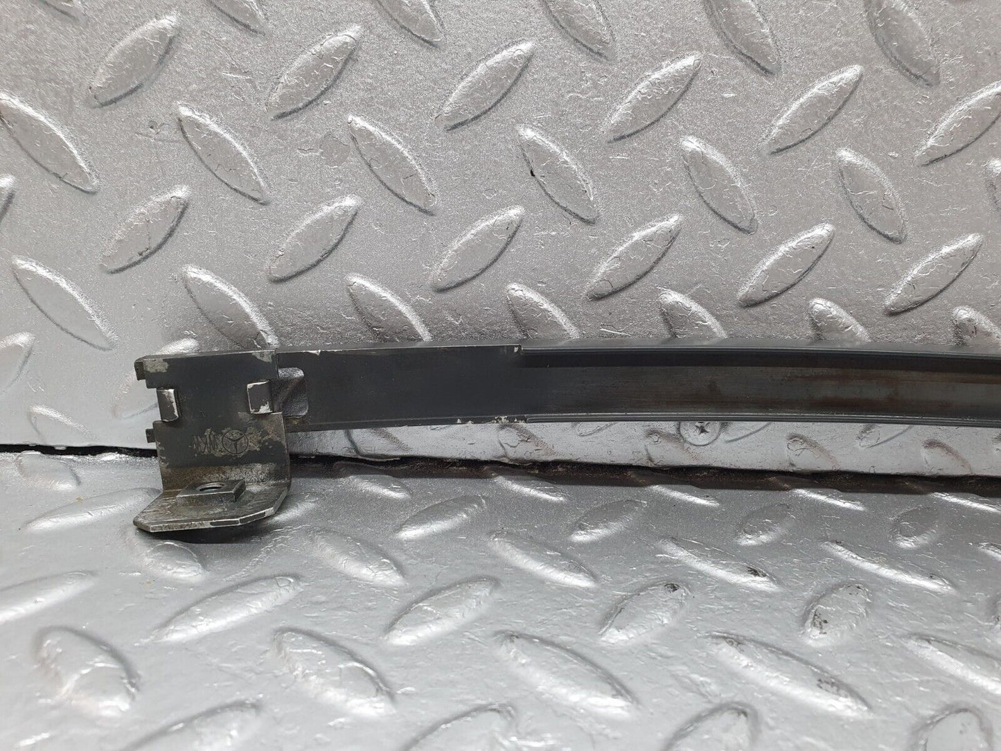 41420 Mercedes-Benz W124 200E Rear Left Door Window Channel
