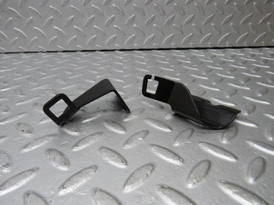 38973 Mercedes-Benz W201 190E 2.6L Accelerator Cable Holder Bracket