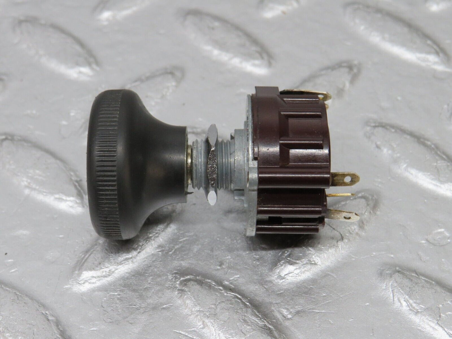 37463 Mercedes-Benz W109 300SEL Heater Control Switch 023.00-1